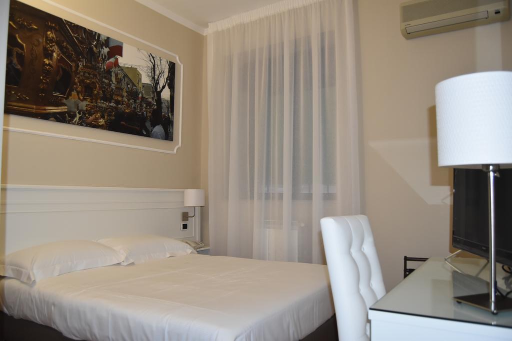 Hotel Centrum Catania Esterno foto