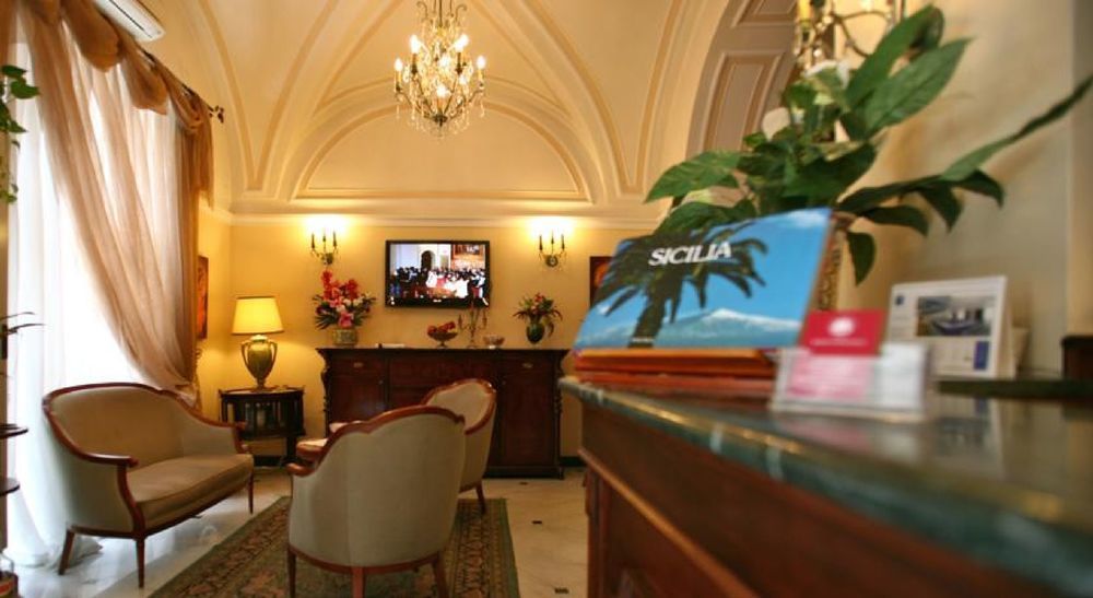 Hotel Centrum Catania Esterno foto