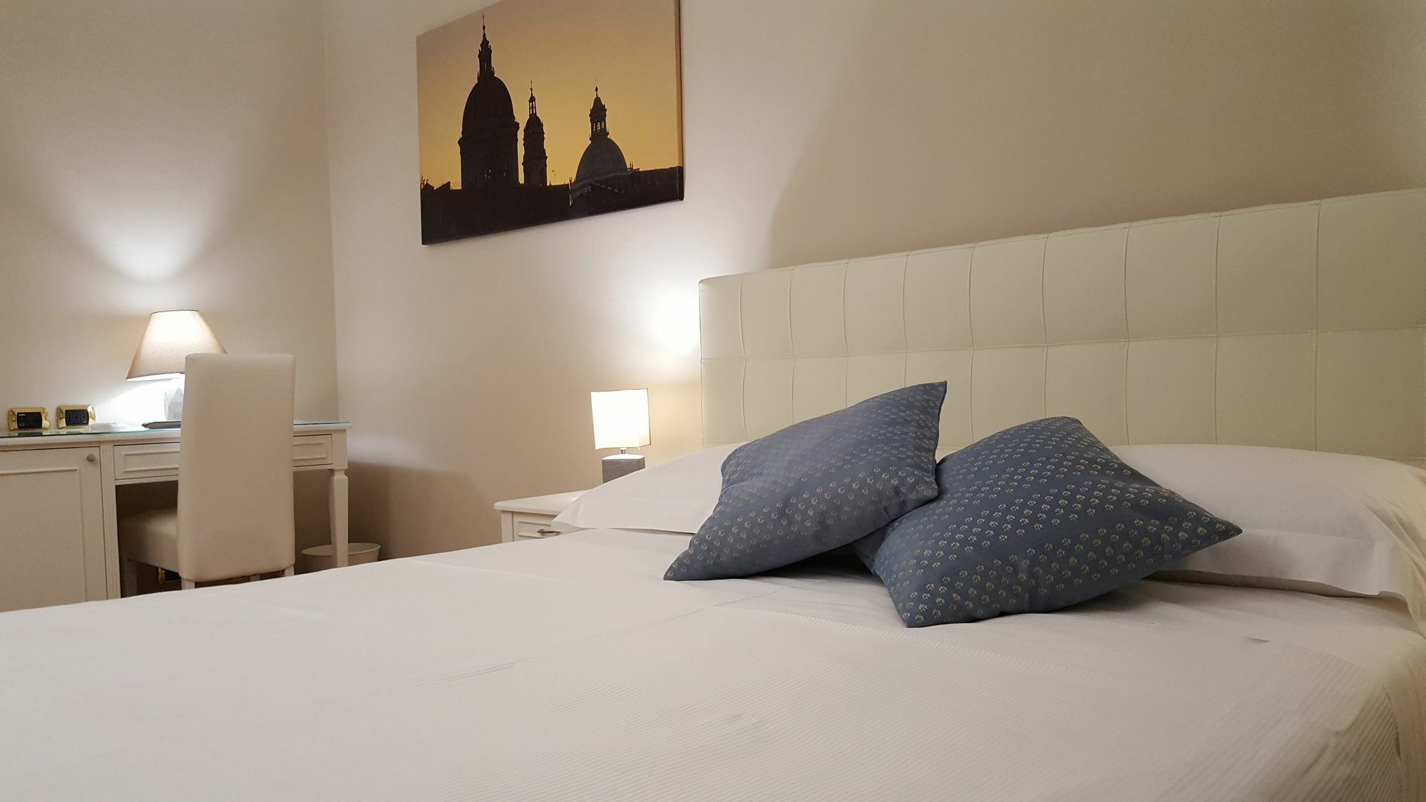 Hotel Centrum Catania Esterno foto